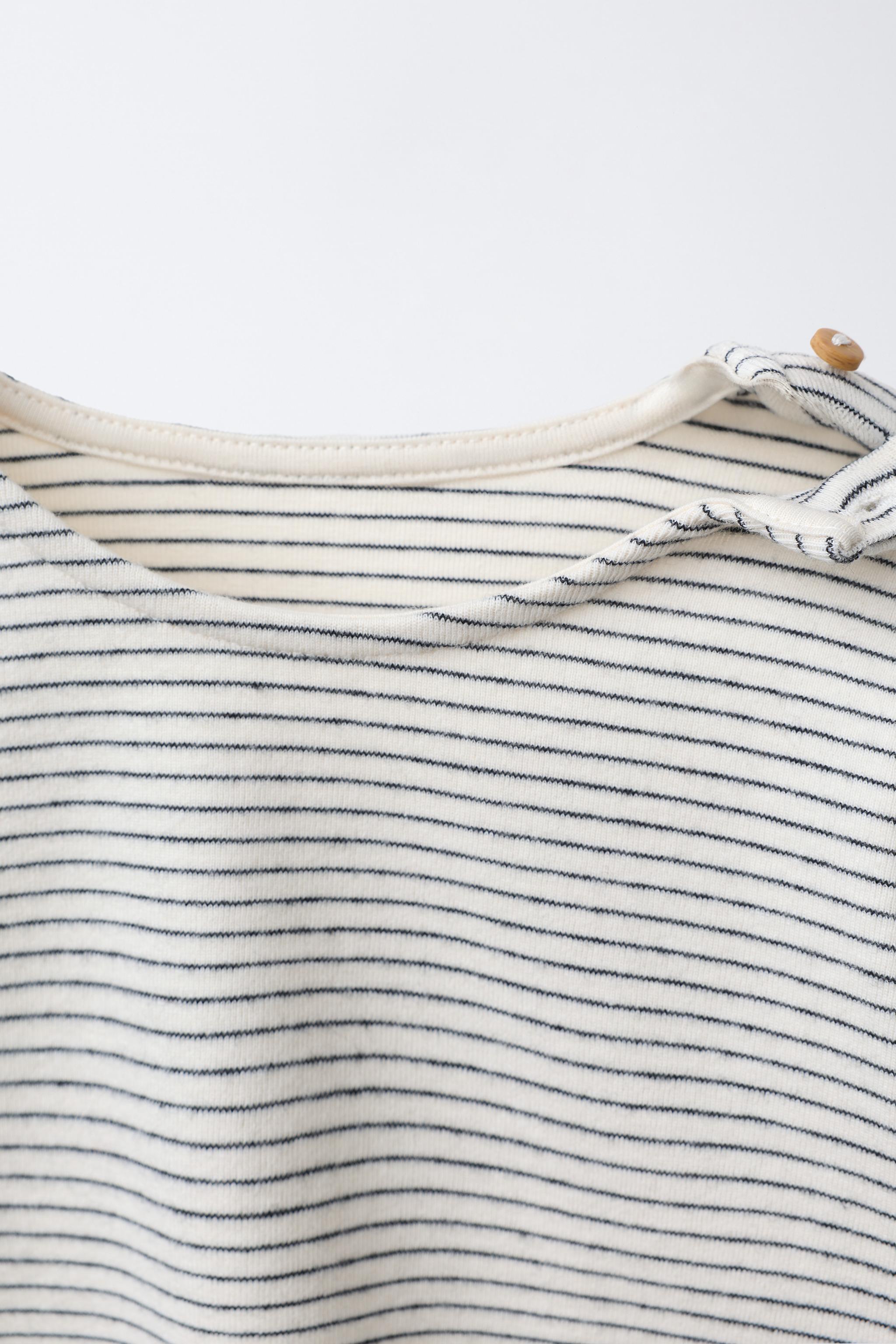 STRIPED T-SHIRT AND PANTS SET